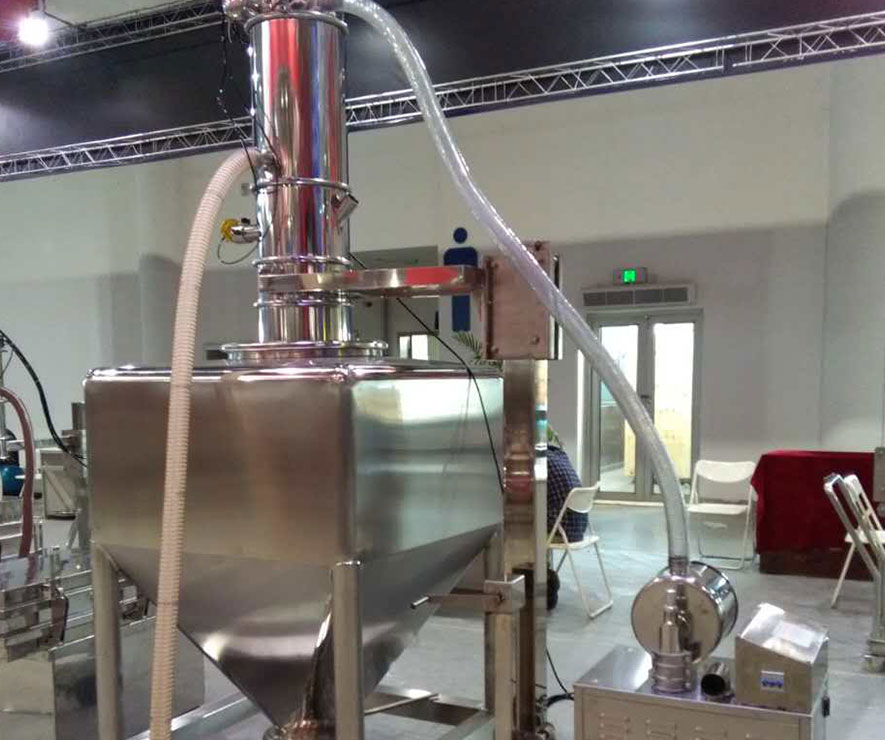 真(zhēn)空自動(dong)上料機(jī)